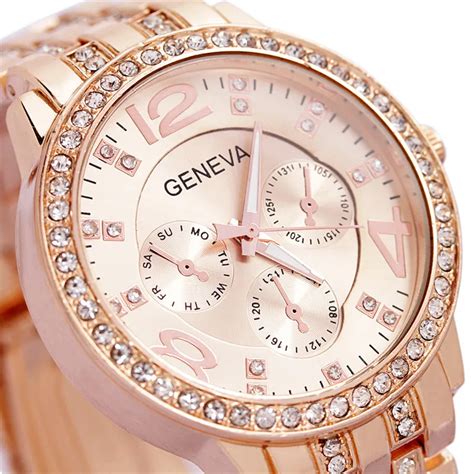 2017 Luxury Geneva Brand Fashion Gold Casual Watch Women Ladies Men Crystal Dress Diamond Quartz