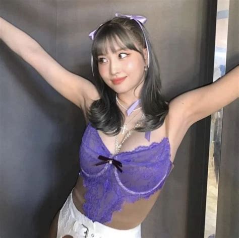 画像TWICEのモモさんとてもエロい格好させられてしまうwwwwwwwwwwwwwwwwwwwww ミラクルミルク