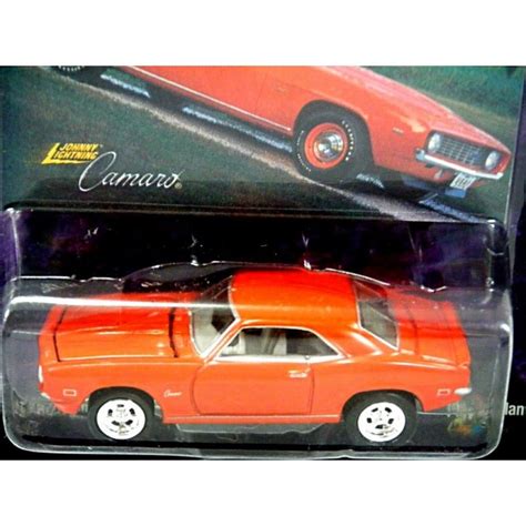 Johnny Lightning Camaro Collection 1969 Camaro Copo 427 Global