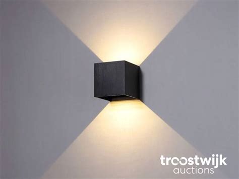 5W LED Zand Zwart Wandlamp Kubus Troostwijk