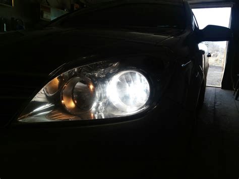 Пришло время поменять лампочки) — Opel Astra H, 1,6 л, 2012 года ...