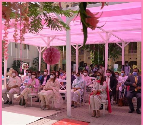 First Lady Samina Alvi Inaugurates Lady Dufferin Hospital Pink Tree