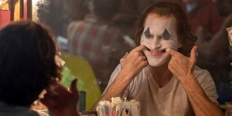 Jokers Joaquin Phoenix Reveals 52 Pound Weight Loss For Role