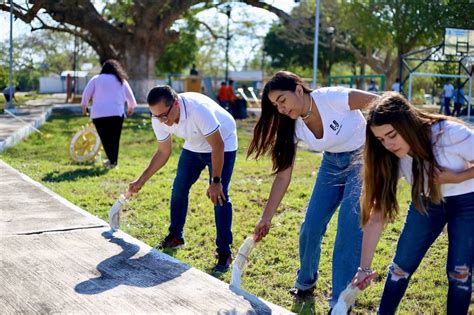 Víctor Hugo Lozano Realiza Trabajo Comunitario En Más Colonias Y