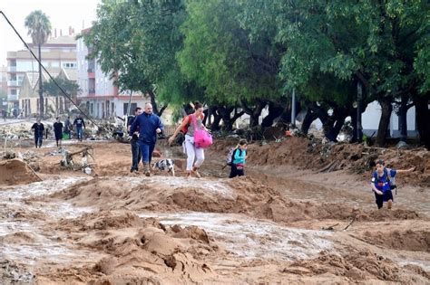 Spain floods death toll rises to 62