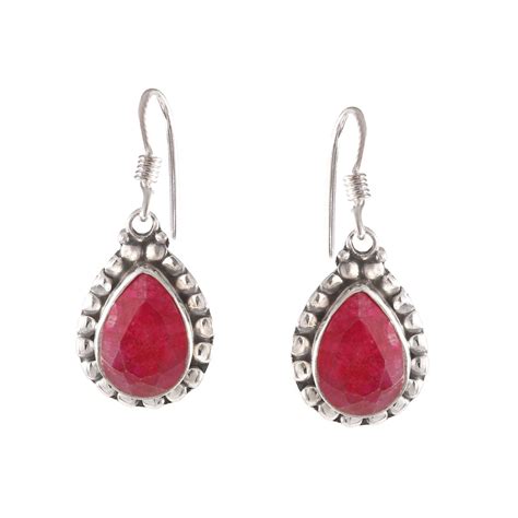 Genuine Garnet Earrings – The Silver Saga