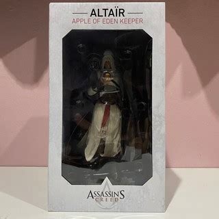 Assassin S Creed Altair Apple Of Eden Keeper Figure Shopee