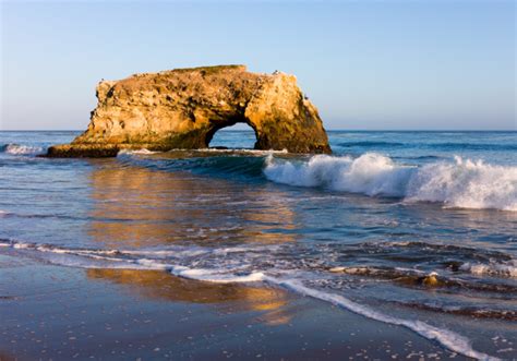 A Visitor’s Guide to Natural Bridges State Beach - Beachnest Vacation ...