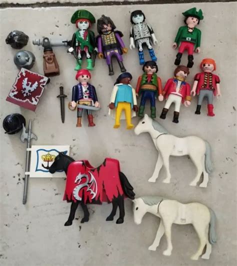 Playmobil Lot Personnages Chevaliers Pirates Chevaux Armes