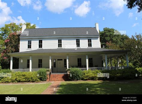 OLD PLANTATION HOME FROM1830S Stock Photo - Alamy