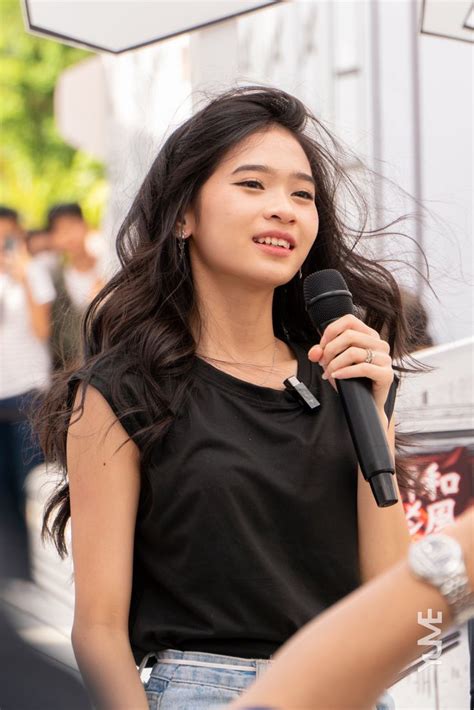 Pin Di Flora JKT48 Di 2024 Orang Cantik Gadis Gadis Cantik Gadis