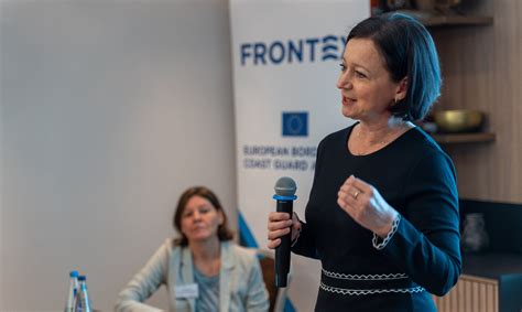 Frontex on Twitter: "#Frontex Fundamental Rights Office hosted a ...