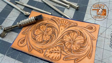 Beginner Leather Tools Only Tooling A Floral Pattern Youtube