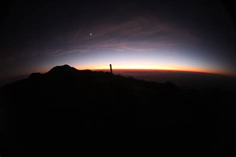 Chuva De Meteoros Perseidas No Pico Da Bandeira Goa Gaturamo