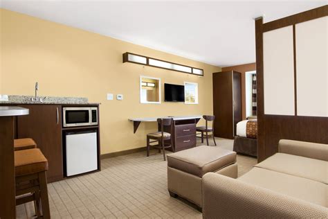 Microtel Inn & Suites by Wyndham Shelbyville | Shelbyville, TN Hotels