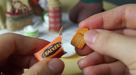 Wallace And Gromit Crackers About Cheese