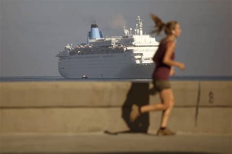 U.S. Permits Ferry Service to Cuba - WSJ