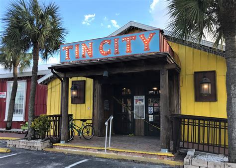 Tin City Celebrating 100 Years Of Shopping Dining In Naples This