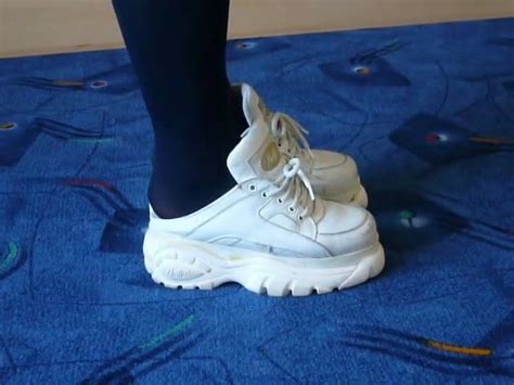 Buffalo Clogs Free Porn Video XHamster