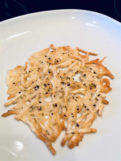 Parmesan Crisps (Frico) ~ The Recipe Bandit