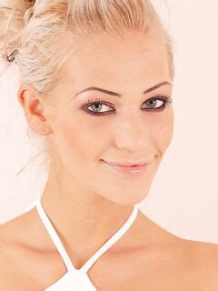 Slim Smooth Pussy Blonde Laryne Laroche Takes Off Her Wet White Underwear Under The Shower