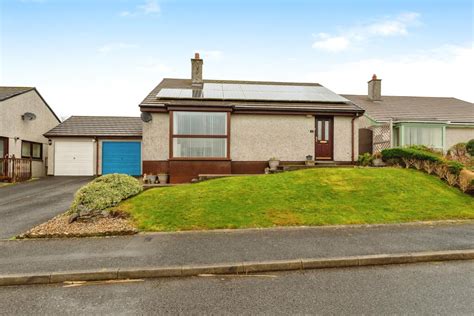 3 Bedroom Bungalow For Sale In Valley Close Truro Cornwall Tr1