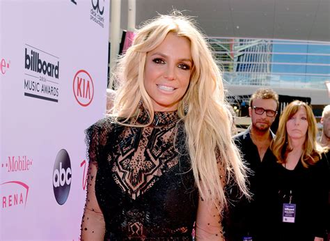 What We Hope To Learn In Britney Spears New Memoir Time