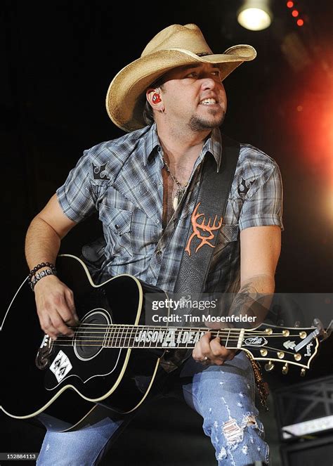 Jason Aldean Performs Part Of His My Kinda Party Tour At Sleep Train