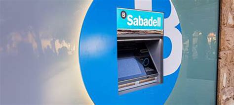 Banco Sabadell renueva en un año 700 cajeros en toda España