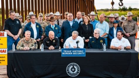 Texas Governor Signs Bill Making Illegal Border Crossing Into Us State