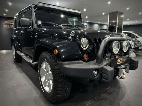 Jeep Wrangler Unlimited 2 8 CRD ATX Sahara Limited Muro OLX Portugal