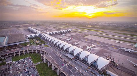 Thailands Flughafen Suvarnabhumi F Hrt Den Ersten Platz Bei Den