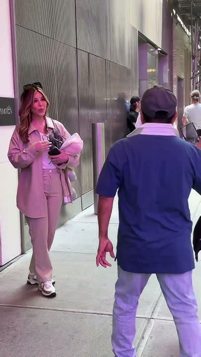 Myrka Dellanos En Nueva York Fashion Youtube