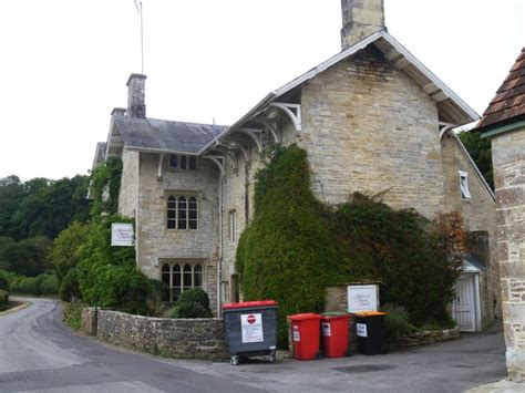 Teffont Evias Buildings Michael Dibb Cc By Sa Geograph