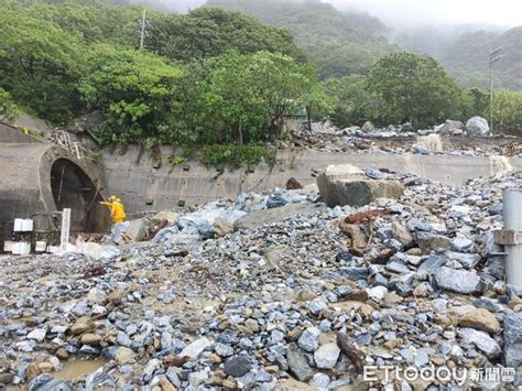 颱風天巡檢險被山崩活埋 李孟諺：要求台鐵檢討「確保員工安全」｜cmoney 股市爆料同學會