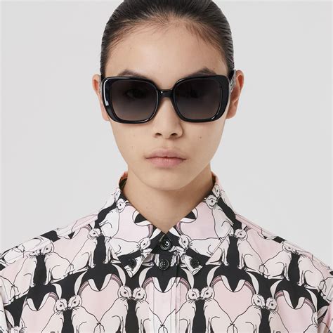 Camisa oversize en seda con estampado de conejos (Negro) - Mujer ...