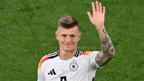 Europameisterschaft Toni Kroos Bei Lanz Und Precht Deutschland Nicht