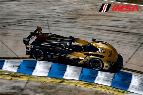 IMSA 12 Horas de Sebring Cadillac Lexus se Imponen en Primera Sesión