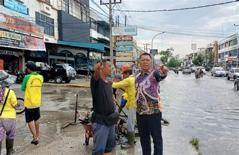 Dinas Pupr Pekanbaru Turunkan Pasukan Kuning Guna Atasi Genangan Banjir