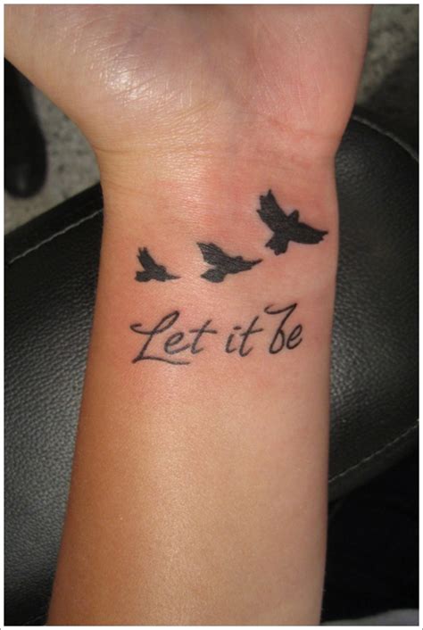 Small-Wrist-Tattoos-For-Girls1