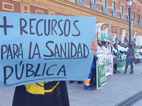 Médicosas De La Atención Primaria Irán A La Huelga Indefinida Ante El Colapso De La Sanidad