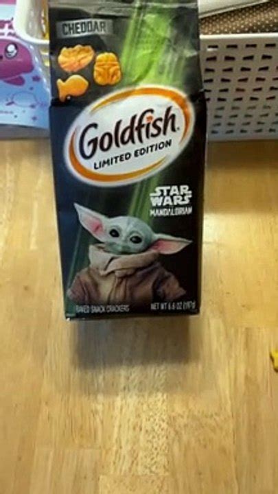 Star Wars Mandalorian Goldfish Video Dailymotion