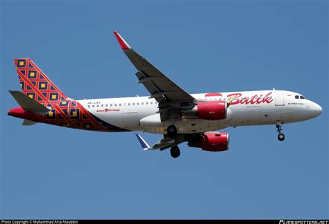 PK LAZ Batik Air Airbus A320 214 WL Photo By Muhammad Aria Alauddin