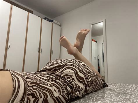 Be Good And Worship My Feet And Ass Do As I Say R Soles