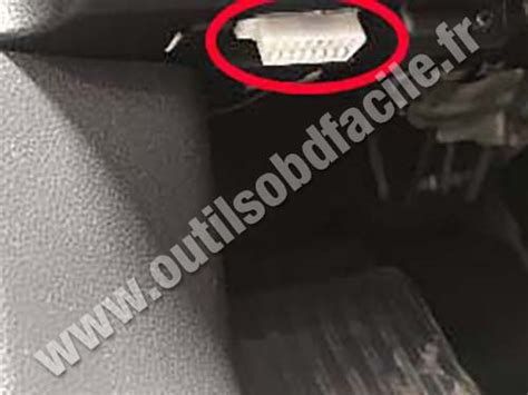 Obd Stecker In Suzuki Across Einfach Ihren Adapter Finden