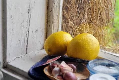 Дітей я залишила на свою маму і поїхала в сусіднє село до бабці Знаю