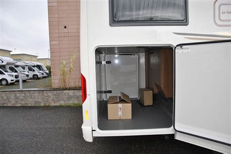 Camper Motorhome Nuovo Carthago C Tourer I 143 LE Caravanbacci