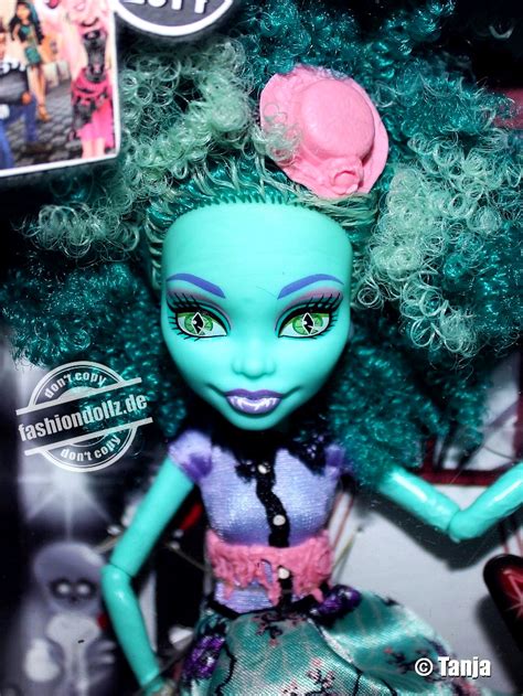 Honey Svamp Monster High Dolls By Mattel Fashiondollz Info