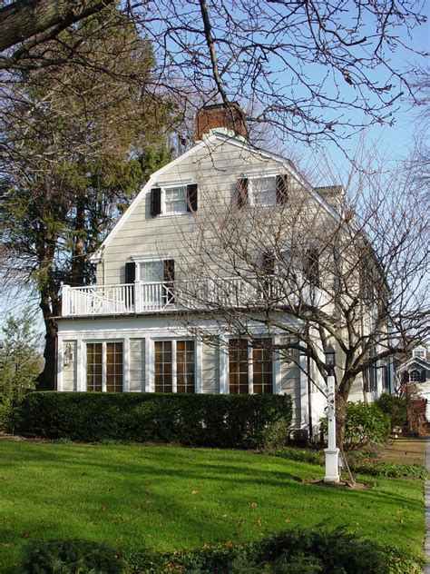 Paranormal Pop Culture: 'Amityville Horror' house up for sale