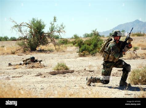 Navy Seals Qualification Training Hi Res Stock Photography And Images